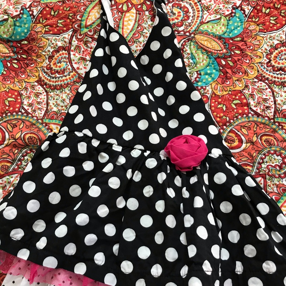 Dresses - Picture 3 of 4